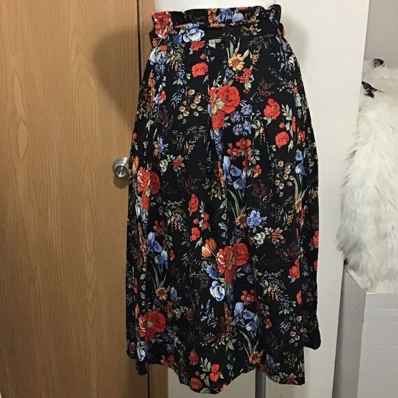 H&M Black Floral Print Paper Back Waist Self Tie Belt Size Small - Picture 3 of 8